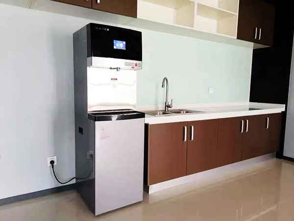 直飲水機(jī)