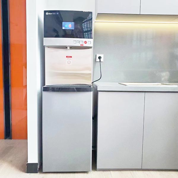 吉之美直飲機(jī) 吉之美直飲機(jī)