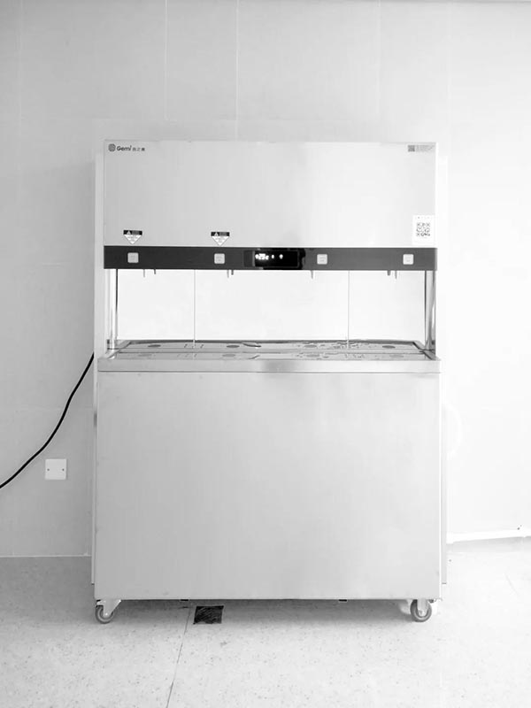 校園溫開水機(jī)